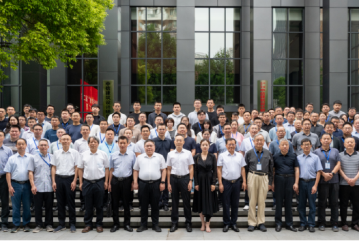 汉、湘、苏、沪、皖第二届“建筑环境营造与能源应用创新研讨会”暨“2026年武汉制冷学会学术年会”在汉召开